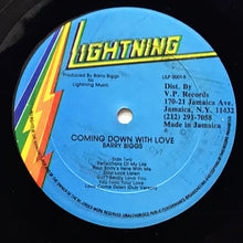 Cargar imagen en el visor de la galería, Barry Biggs – Coming Down With Love