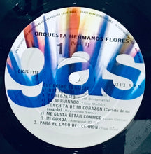 Cargar imagen en el visor de la galería, Orquesta Hermanos Flores – En Vivo - Vol. 1