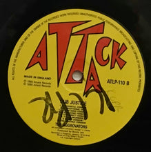Cargar imagen en el visor de la galería, The Aggrovators – Dub Justice