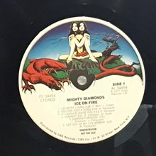 Cargar imagen en el visor de la galería, Mighty Diamonds – Ice On Fire