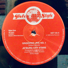 Cargar imagen en el visor de la galería, Jo&#39;burg City Stars – Grooving Jive No. 1/Soweto Bump/London Drive
