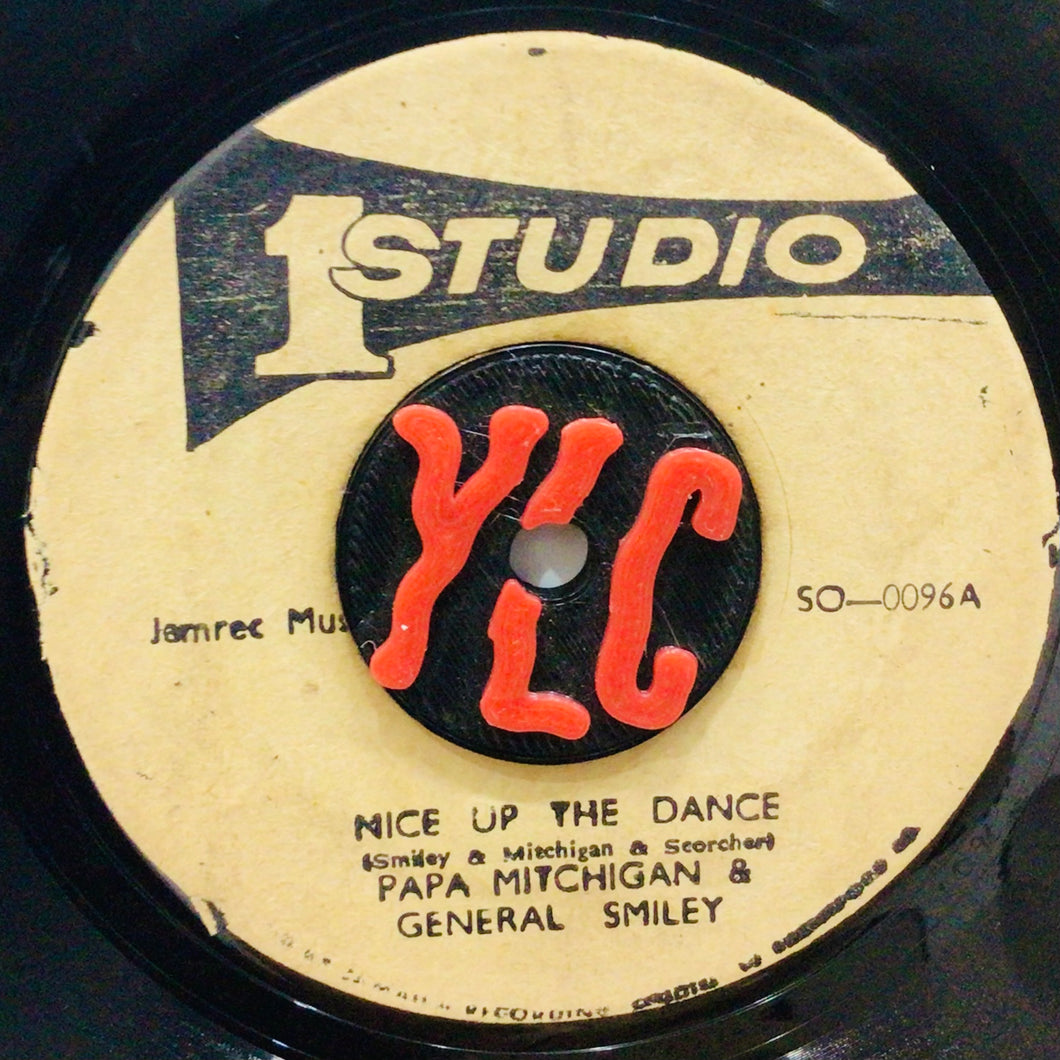 Papa Mitchigan & General Smiley – Nice Up The Dance