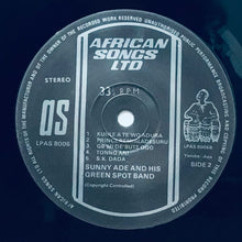 Cargar imagen en el visor de la galería, Sunny Ade &amp; His Green Spot Band – The Master Guitarist Vol. 1
