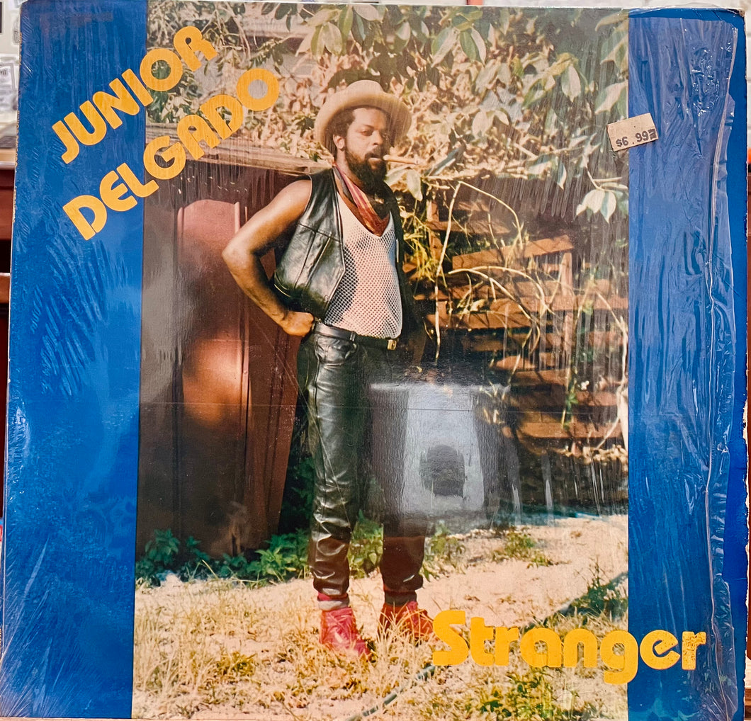 Junior Delgado – Stranger