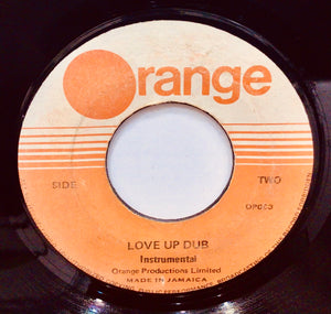 Carlene Davis – It Must Be Love