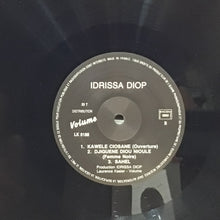 Cargar imagen en el visor de la galería, Idrissa Diop – Femme Noire
