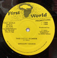 Cargar imagen en el visor de la galería, Gregory Isaacs – This Little Woman
