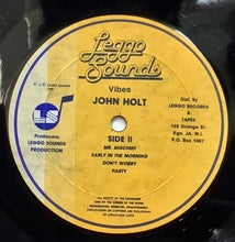 Cargar imagen en el visor de la galería, John Holt – Vibes
