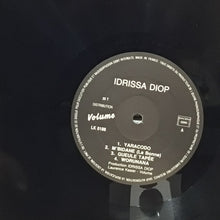 Cargar imagen en el visor de la galería, Idrissa Diop – Femme Noire

