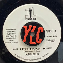 Cargar imagen en el visor de la galería, Alton Ellis – Hurting Me
