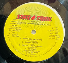 Cargar imagen en el visor de la galería, Beres Hammond &amp; Derrick Lara – Just A Vibes
