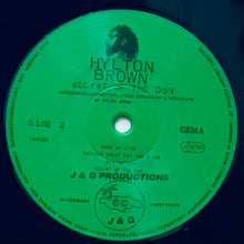 Cargar imagen en el visor de la galería, Hylton Brown – Secret Of The Don
