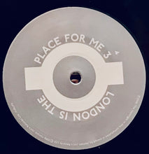 Cargar imagen en el visor de la galería, Ambrose Adekoya Campbell – London Is The Place For Me 3
