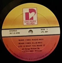 Cargar imagen en el visor de la galería, Rootsman – Miami Vibes
