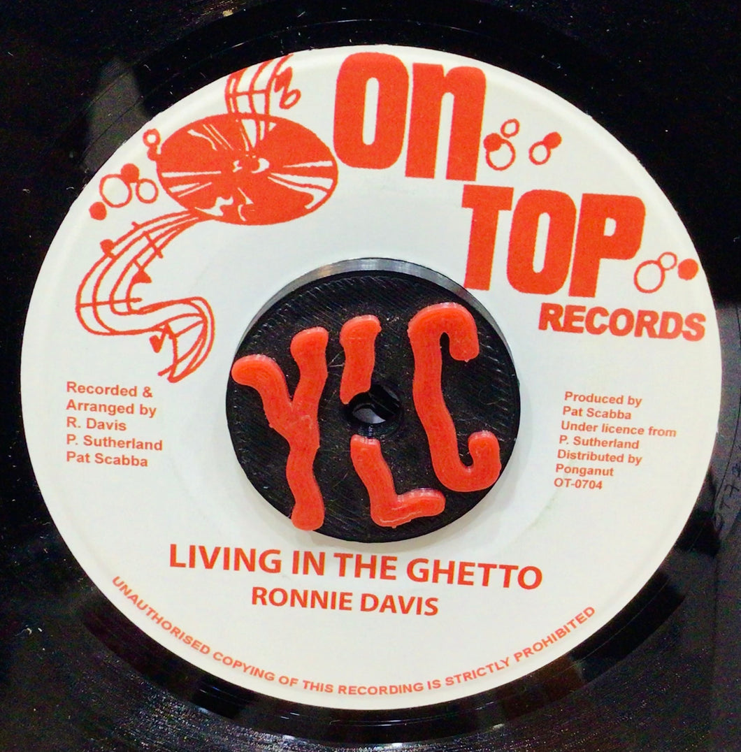 Ronnie Davis – Living In The Ghetto