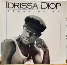 Cargar imagen en el visor de la galería, Idrissa Diop – Femme Noire
