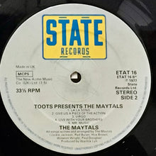Cargar imagen en el visor de la galería, The Maytals – Toots Presents The Maytals
