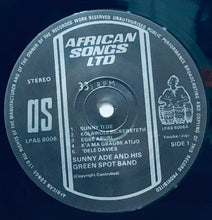 Cargar imagen en el visor de la galería, Sunny Ade &amp; His Green Spot Band – The Master Guitarist Vol. 1
