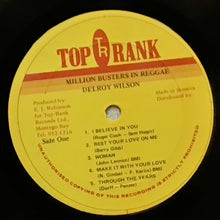 Cargar imagen en el visor de la galería, Delroy Wilson – Gold Busters In Reggae
