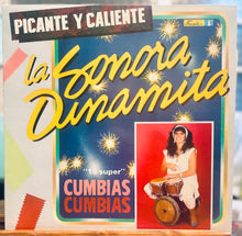 Cargar imagen en el visor de la galería, La Sonora Dinamita – Picante Y Caliente

