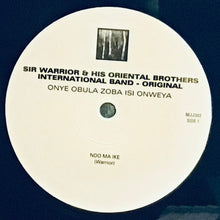 Cargar imagen en el visor de la galería, Warrior And His Oriental Brothers International Band Original – Onye Obula Zoba Isi Onweya
