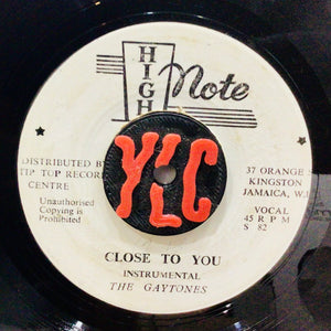 Brent Dowe & The Gaytones – Close To You