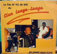 Cargar imagen en el visor de la galería, Le Trio N&#39;yo. Bi. We Du Clan Langa-Langa, Wemba, Bimi, Nyoka – Bilombe Bakutani
