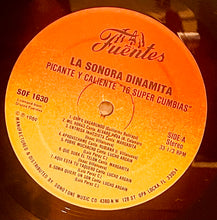 Cargar imagen en el visor de la galería, La Sonora Dinamita – Picante Y Caliente
