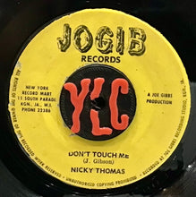 Cargar imagen en el visor de la galería, Nicky Thomas / Jogibs – Don&#39;t Touch Me / Common People Reggae
