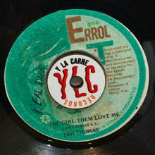 Cargar imagen en el visor de la galería, Jah Thomas / Joe Gibbs &amp; The Professionals – The Girl Them Love Me / Ugly Man
