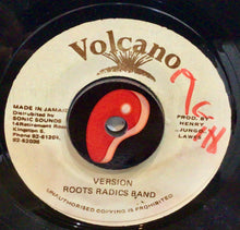 Cargar imagen en el visor de la galería, Nicodimus / Roots Radics Band – Bone Connection / Bone Connection (Version)
