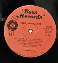 Cargar imagen en el visor de la galería, Various – Solid Gold Reggae
