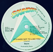 Cargar imagen en el visor de la galería, Storm – It&#39;s Hard Not To Like You
