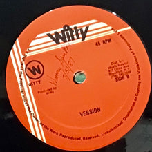 Cargar imagen en el visor de la galería, Barrington Levy – Teach The Youth
