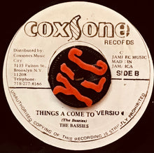 Cargar imagen en el visor de la galería, The Bassies – Things A Come To Bump
