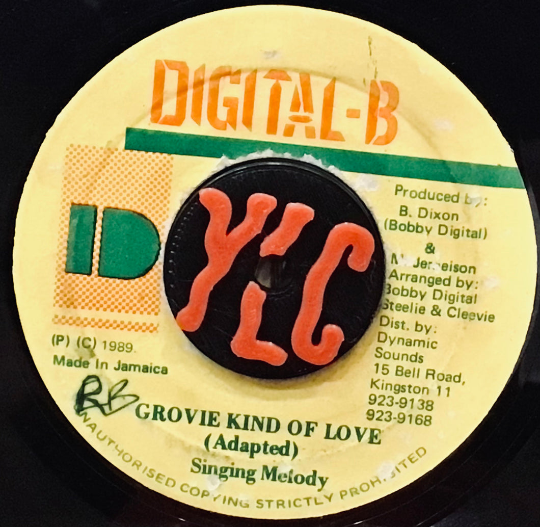 Singing Melody – Grovie Kind Of Love