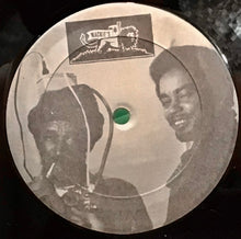 Cargar imagen en el visor de la galería, Max Romeo &amp; Lee Perry / Major Irie &amp; Wackies Rhythm Force – Keep On Moving / Keep On Running
