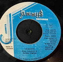 Cargar imagen en el visor de la galería, Nana McLean – Single Girl
