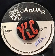 Cargar imagen en el visor de la galería, Sugar Minott – Herb Man Husteling
