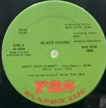 Cargar imagen en el visor de la galería, Black Uhuru – The Great Train Robbery
