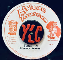 Cargar imagen en el visor de la galería, Gregory Isaacs – Tune In
