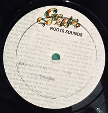 Cargar imagen en el visor de la galería, The Tamalins – Seasons For The Girls / The Best Things In Life
