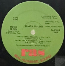 Cargar imagen en el visor de la galería, Black Uhuru – The Great Train Robbery
