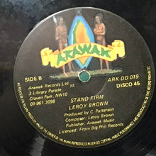 Cargar imagen en el visor de la galería, Leroy Brown – Give Thanks / Stand Firm
