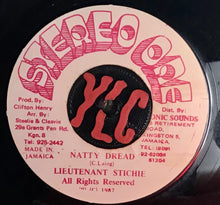 Cargar imagen en el visor de la galería, Lieutenant Stichie – Natty Dread
