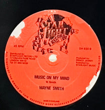 Cargar imagen en el visor de la galería, Johnny Osbourne / Wayne Smith – Water Pumping / Music On My Mind
