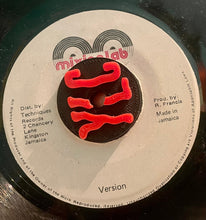Cargar imagen en el visor de la galería, Zulu Minott - Two Occasions
