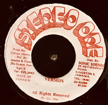 Cargar imagen en el visor de la galería, Captain Barkey – Foreign Duppy
