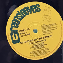 Cargar imagen en el visor de la galería, Junior Murvin – Muggers In The Street
