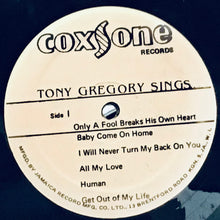 Cargar imagen en el visor de la galería, Tony Gregory – Sings
